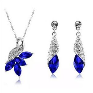 NEW | Blue Necklace and Earrings Set